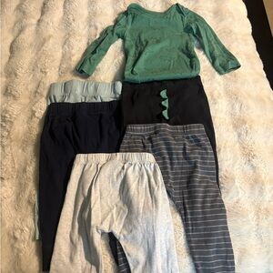 5 pack of Carter's Joggers with Free matching green dinosaur onesie. Size 18m.